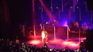 4Nov married me! Drake & Florence (and the Machine)  - Fireworks - Live at Hammersmith Apollo London