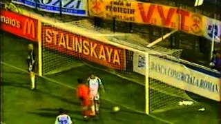 Стяуа (Бухарест) - Динамо (Киев) 2:4. ЛЧ-2001/02 (обзор ОРТ).