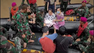 Banjir Jakarta: Ribuan Orang Dievakuasi