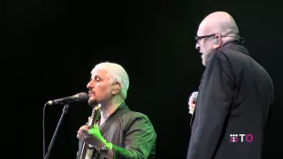 Pino Daniele e Mario Biondi duettano a Umbria Jazz 2013 cantando "I' so' pazz"
