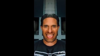 TikTok Sebastian Rulli 13.05.2020