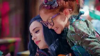 Descendants 2 - Evie And Dizzy's Reunion - Clip #20 HD