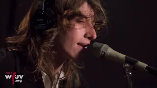 Aldous Harding - "Treasure" (Live at WFUV)