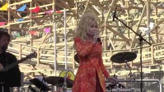 Dolly Parton at Dollywood March 2016 - Q&A and Performing "Puppy Love"