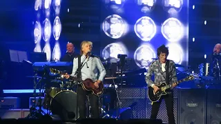 Paul McCartney, Ringo Starr & Ronnie Wood 16-DEC-2018 London "Get Back"