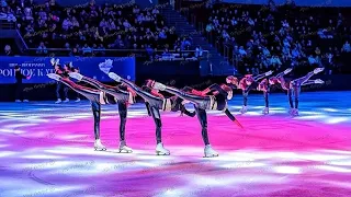 Show program in the Vogue style of the FrivolitE team. Synchronized figure skating