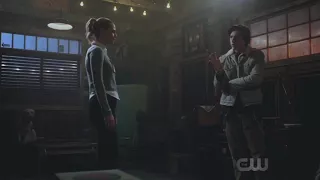 betty & jughead | Он бросал меня пару раз...