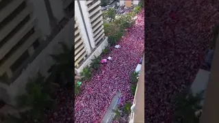 HUGE crowd in philippines singing break free by ariana grande