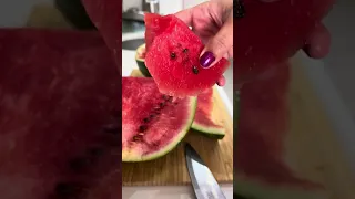 Watermelon 🍉 asmr #asmr #watermelon #food #foodie