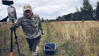 НАШЁЛ ПОЛЕВОЙ СТАН СССР! ЗАПЧАСТИ ОТ ТЕХНИКИ ПОВСЮДУ! ГДЕ ИСКАТЬ МЕТАЛЛ?Коп металлолома 2021