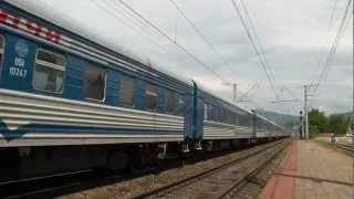 ВЛ10-1801 с поездом Москва — Адлер