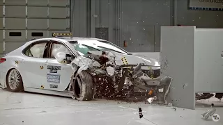 2018 Toyota Camry VS 2017 Mazda6 Crash Test AUTOMOBILE MODEL