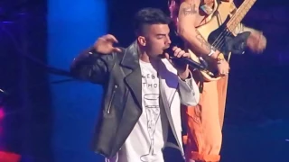 Cake by the Ocean (Live) / DNCE / Jingle Ball New York 2016