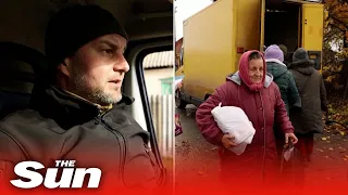 Ukrainian volunteers deliver aid to residents of retaken Donetsk town