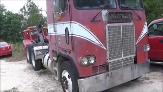 1977 FREIGHTLINER CABOVER FIRST START IN YEAR.