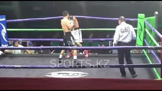 Казахстанский боксер отправил в нокаут мексиканца с 42 победами в профи у него на родине