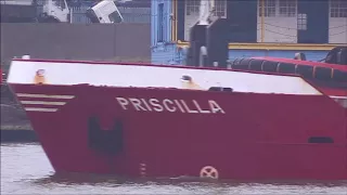 PRISCILLA on the Thames on a foggy day.Thames Shipping by R.A.S. 09/01/2018.