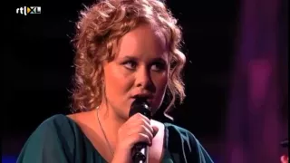 Anneloes Vs Eyelar - Sign My Name | The Voice Battle 2012