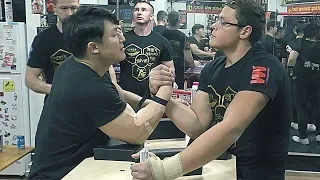 Arm Wrestling In Korea | BEST GYM #팔씨름 #훈련