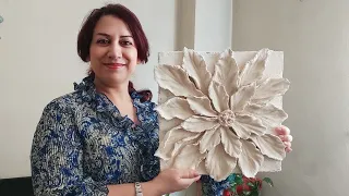 How to make a modern plaster flower motif: Master the plaster motif in this video.