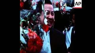 SYND  31-1-73 PRINCE SIHANOUK & WIFE RETURN FROM EXILE