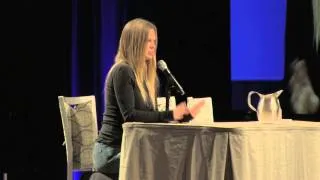 Kristin Bauer of True Blood at Phoenix Comicon 2013