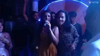 madam sir unit dance haaina karishma with all full injoy this party please watch last party.🥰😉 subsc