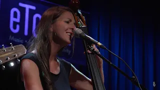 The Wailin’ Jennys - Bird Song (Live on eTown)