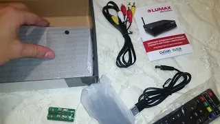 Цифовая приставка Lumax DV4205HD