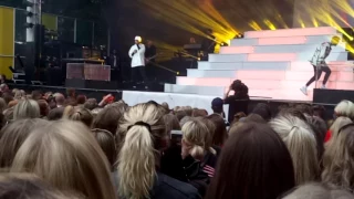 NIK & JAY FORSTADSDRØMME LIVE I FRIHEDEN D 7/7/17