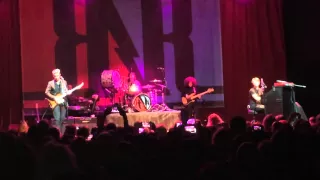 Hanson covers "Thinking Out Loud" by Ed Sheeran