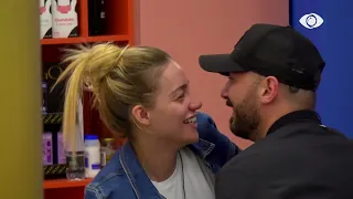 “Çfarë po kurdis?”/ Heidi dyshon se ka mision, Romeo: Ma jep pak buzën… - Big Brother VIP 3