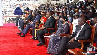 SEE UHURU, RUTO, RAILA FOLLOWING MWAI KIBAKI'S STATE FUNERAL MASS AT NYAYO STADIUM!!