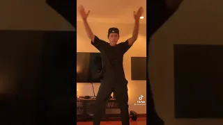 Kyle Echarri Dance Update in Tiktok
