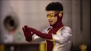 The Flash 7x18 Season Finale - Flash Family VS Godspeeds