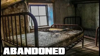 ABANDONED Creepy House - EVERYTHING Left Behind ! Family Died