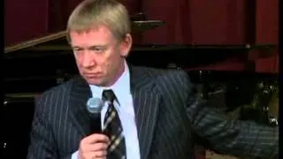 Алексей Ледяев, 17.04.2004 г, В Эстонии, - церковь Новое поколение, Йыхви.