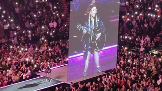 Madonna – Express Yourself/La Isla Bonita/Don't Cry For Me Argentina – Montréal 01/20/2024