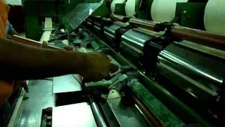 Process of comber machine - Malaysia Textile Mill.AVI