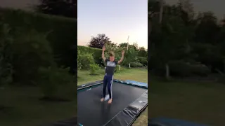 Spring Gymnastik på havetrampolin 🇩🇰🤗