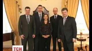 У Києві Вікторія Нуланд зустрілася з представниками опозиції