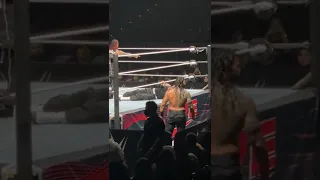 Jeff Hardy looking out of it during his last match 😭