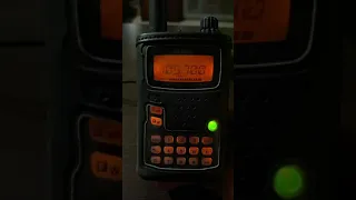 Принимает ли Yaesu VX6R FM радио