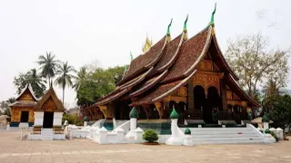 Visiting Luang Prabang Pagoda in Laos 🇱🇦 🇱🇦