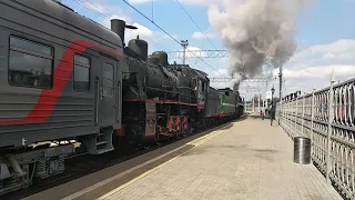 Отправление ретро поезда с Рижского вокзала