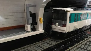 Station de Metro + MF67 Lego