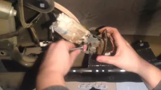 2006 Nissan Xterra rear hatch door lock fix DIY.