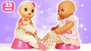 Jeux à la nounou avec Bébé Annabelle et Baby Alive. Les poupées vont au pot 👶