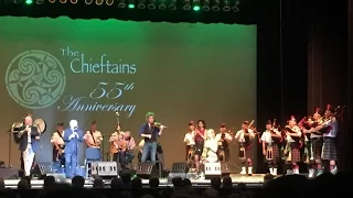 St. Andrew's Pipes & Drums with the Chieftains - An Dro, "The Turn"