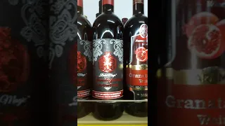 Wein aus Georgien bei Naschmarkt